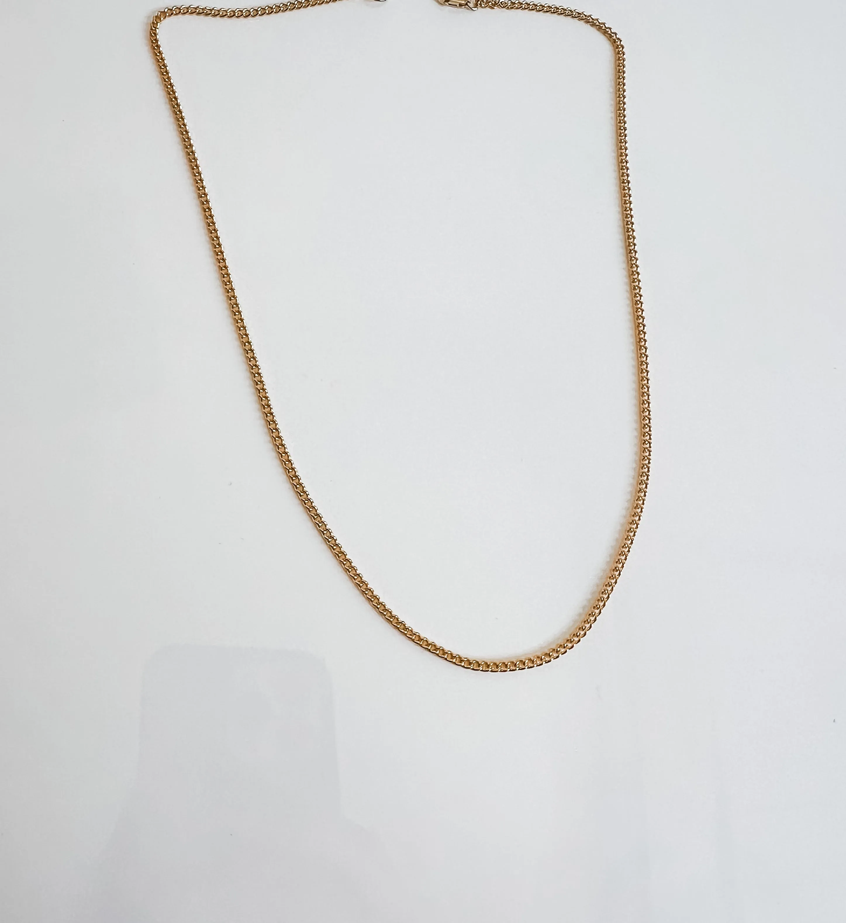 THIN CURB CHAIN